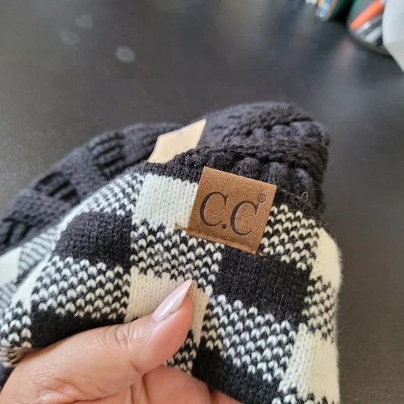 C.C Black and White Checkered Pattern Crochet Knit Beanie - Picture 4 of 6
